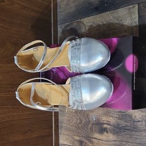 Women's Low Heel Sandal